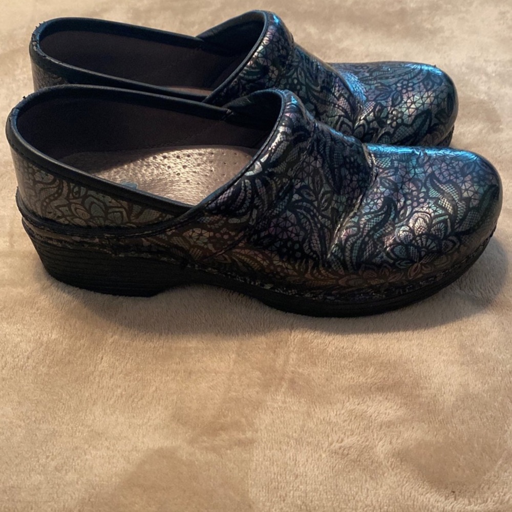 Dansko Clogs - Picture 3 of 6